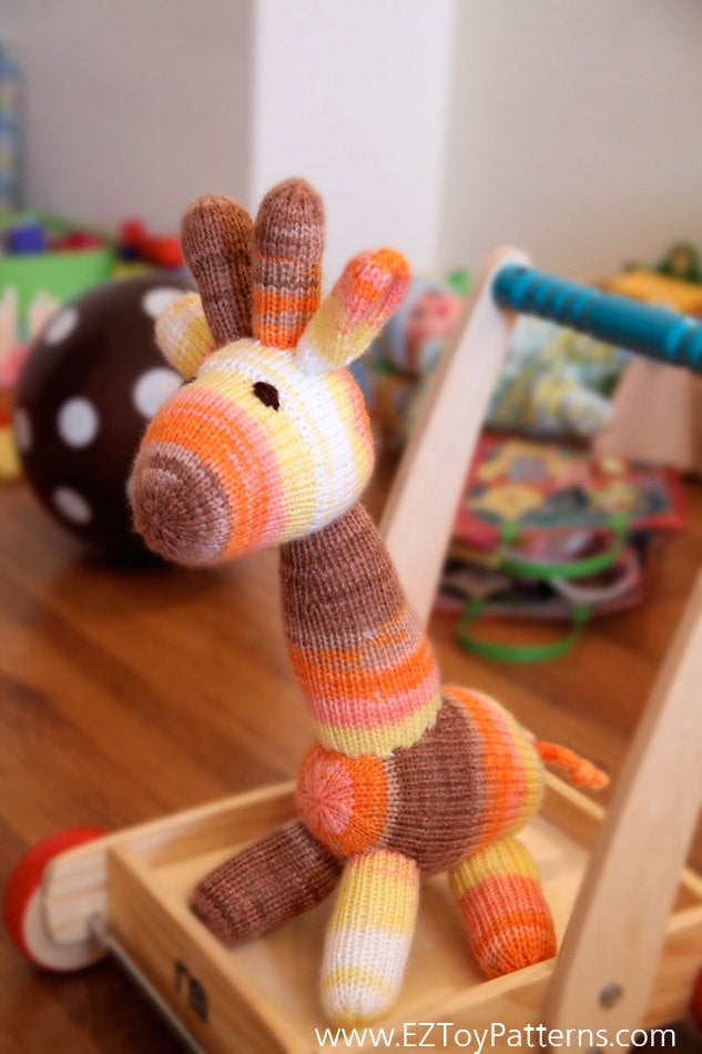 Giraffe Patrick - knitting pattern