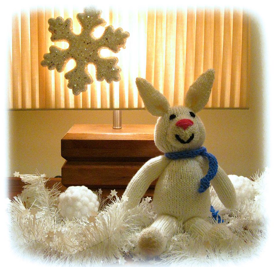 Winter Rabbit - knitting pattern