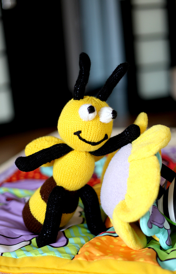 Wasp - knitting pattern - Image 3